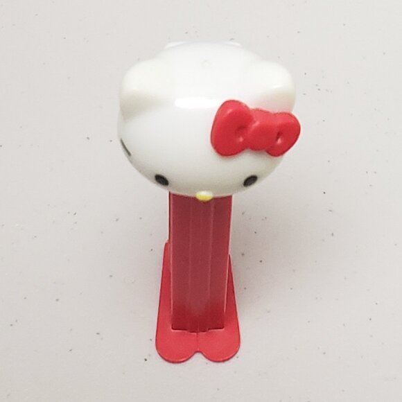 Hello Kitty Pez Dispenser - Picture 3 of 8